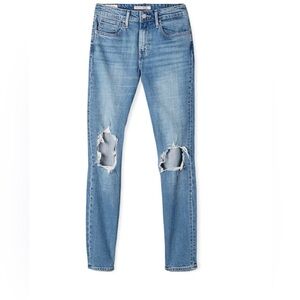Levi’s 721 High Rise Skinny. Distressed. Size 29. EUC